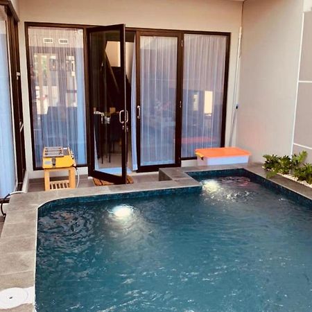 Platinum Setrasari Guest House 5Br Private Pool Bandung Exteriör bild
